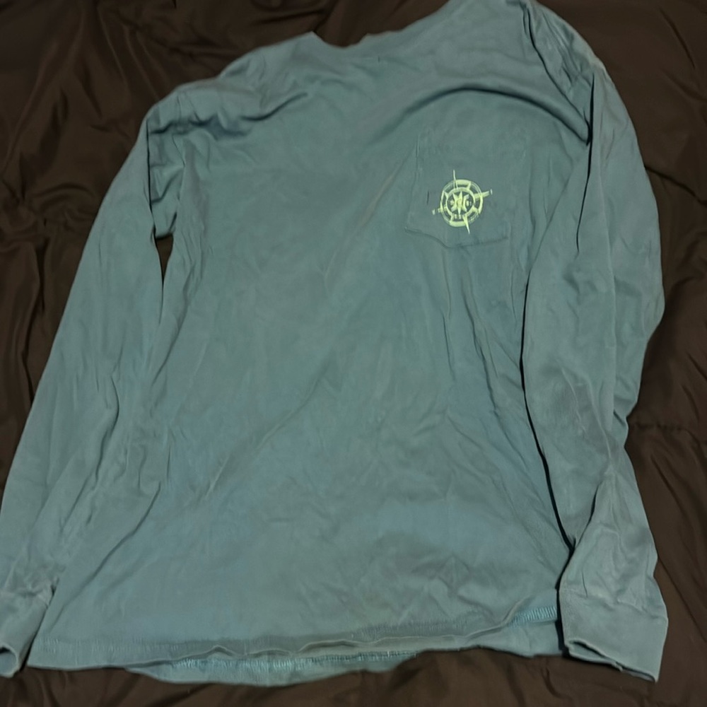 Men’s long sleeve tshirt